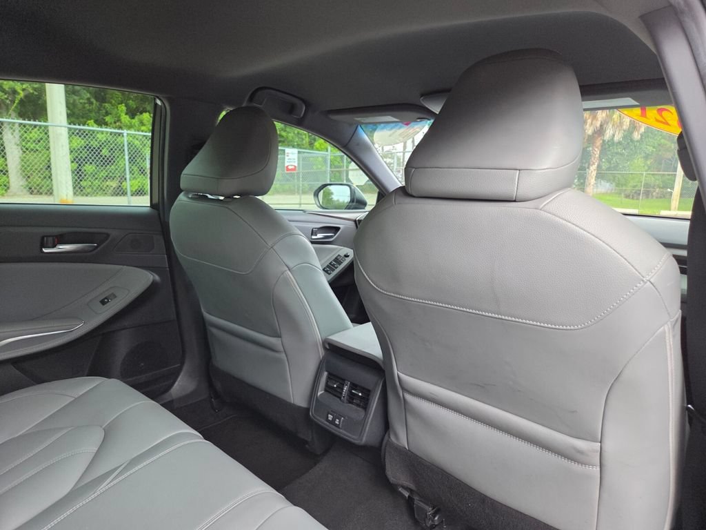 Certified 2021 Toyota Avalon XLE FWD image 16