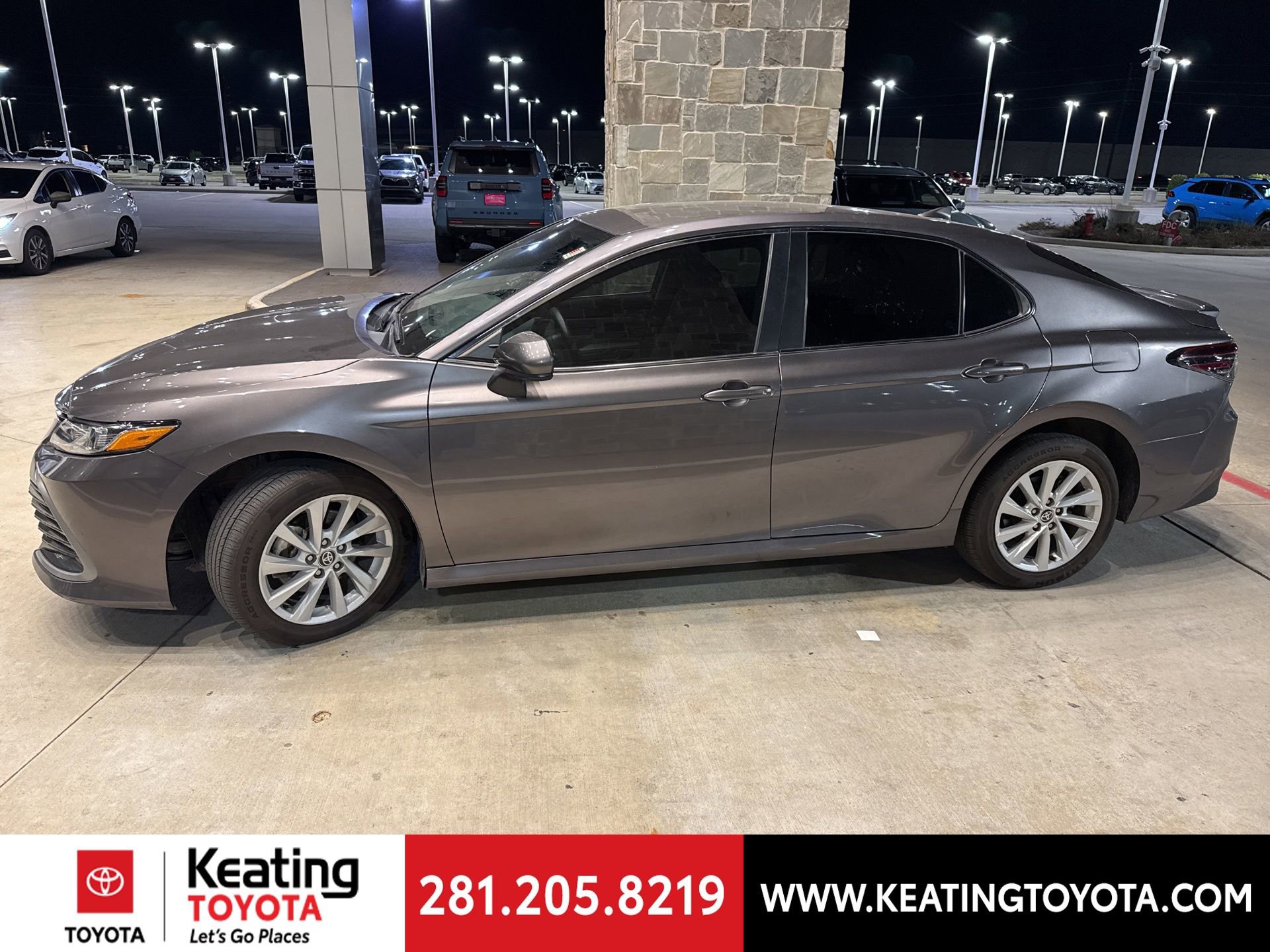 Used 2023 Toyota Camry LE image 4