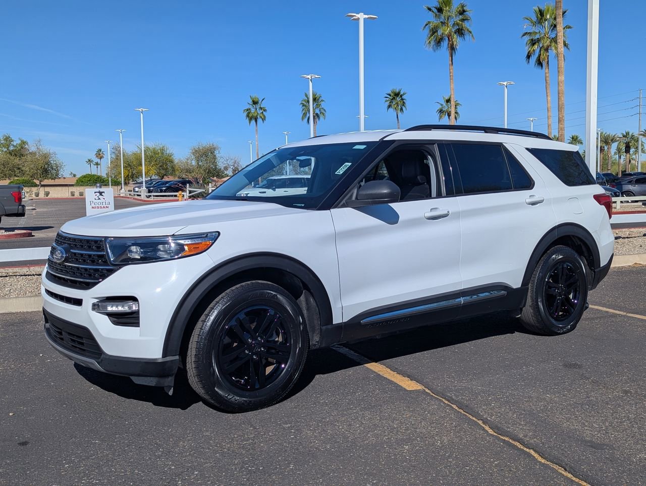 Used 2023 Ford Explorer XLT w/ Equipment Group 202A image 28