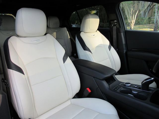 Used 2020 Cadillac XT4 Sport image 8