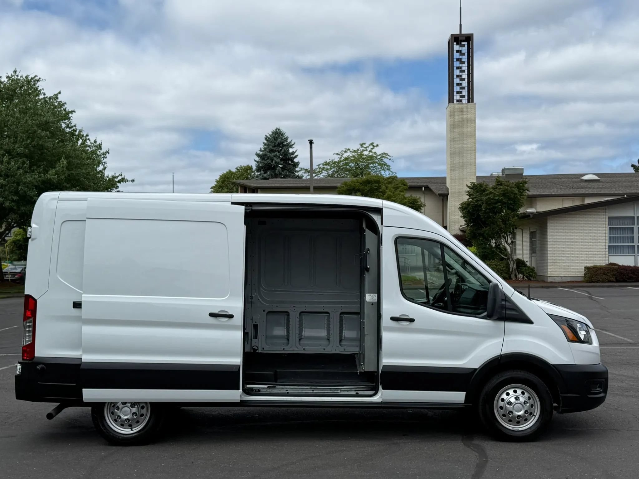 Used 2020 Ford Transit 350 Medium Roof RWD image 20