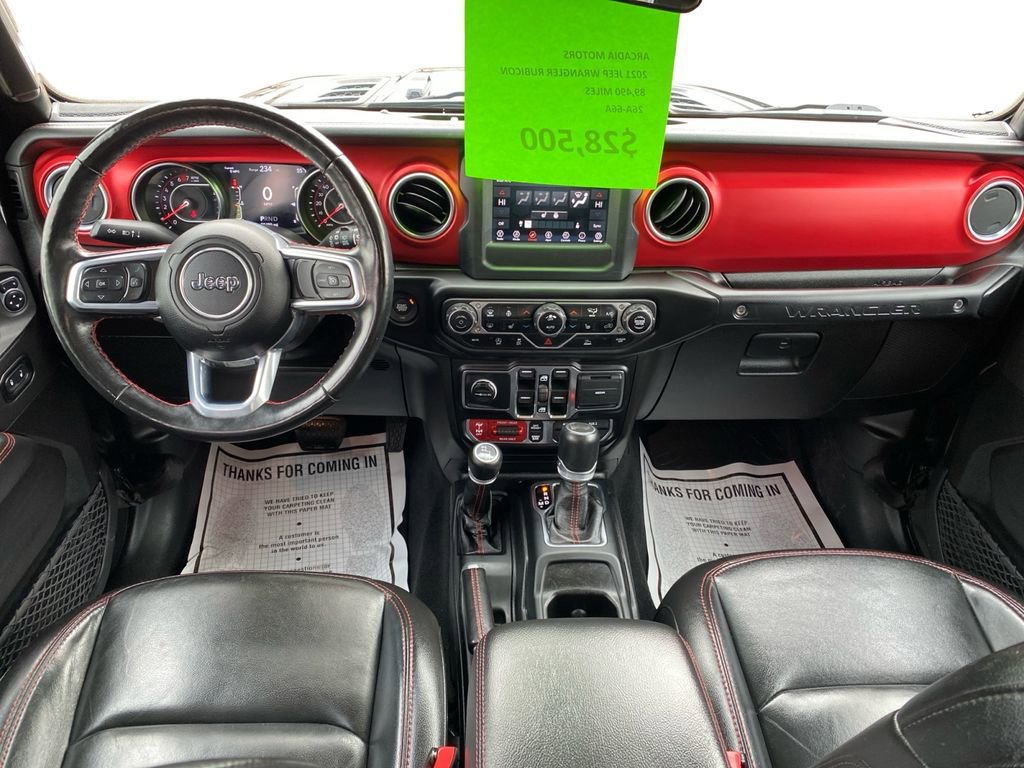 Used 2021 Jeep Wrangler Unlimited Rubicon w/ Cold Weather Group AWD/4WD image 12