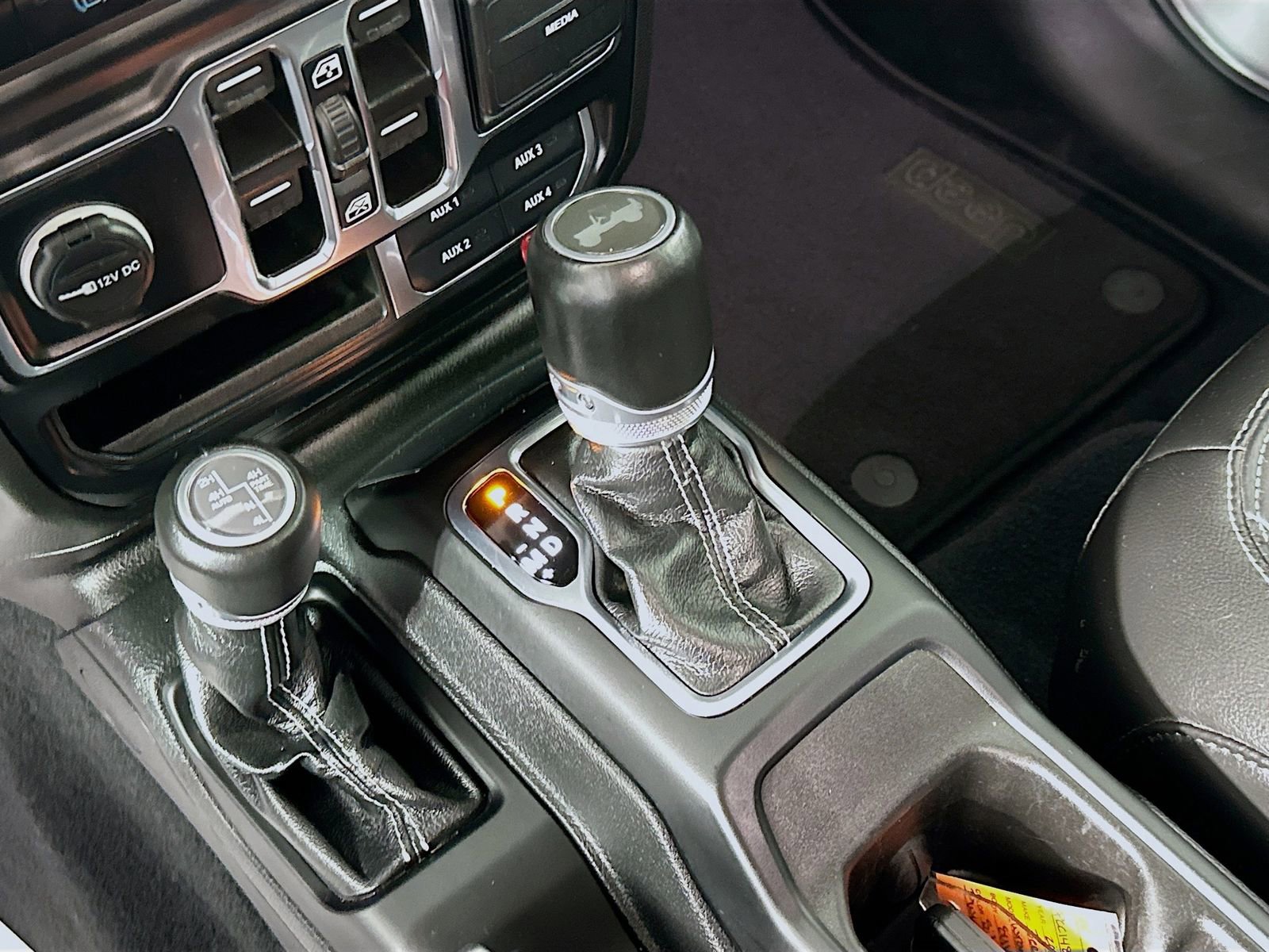 Used 2023 Jeep Wrangler Sahara 4xe image 18