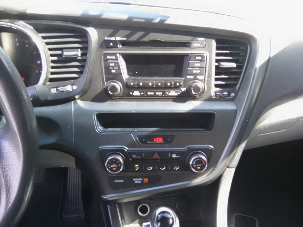 Used 2013 Kia Optima LX FWD image 10