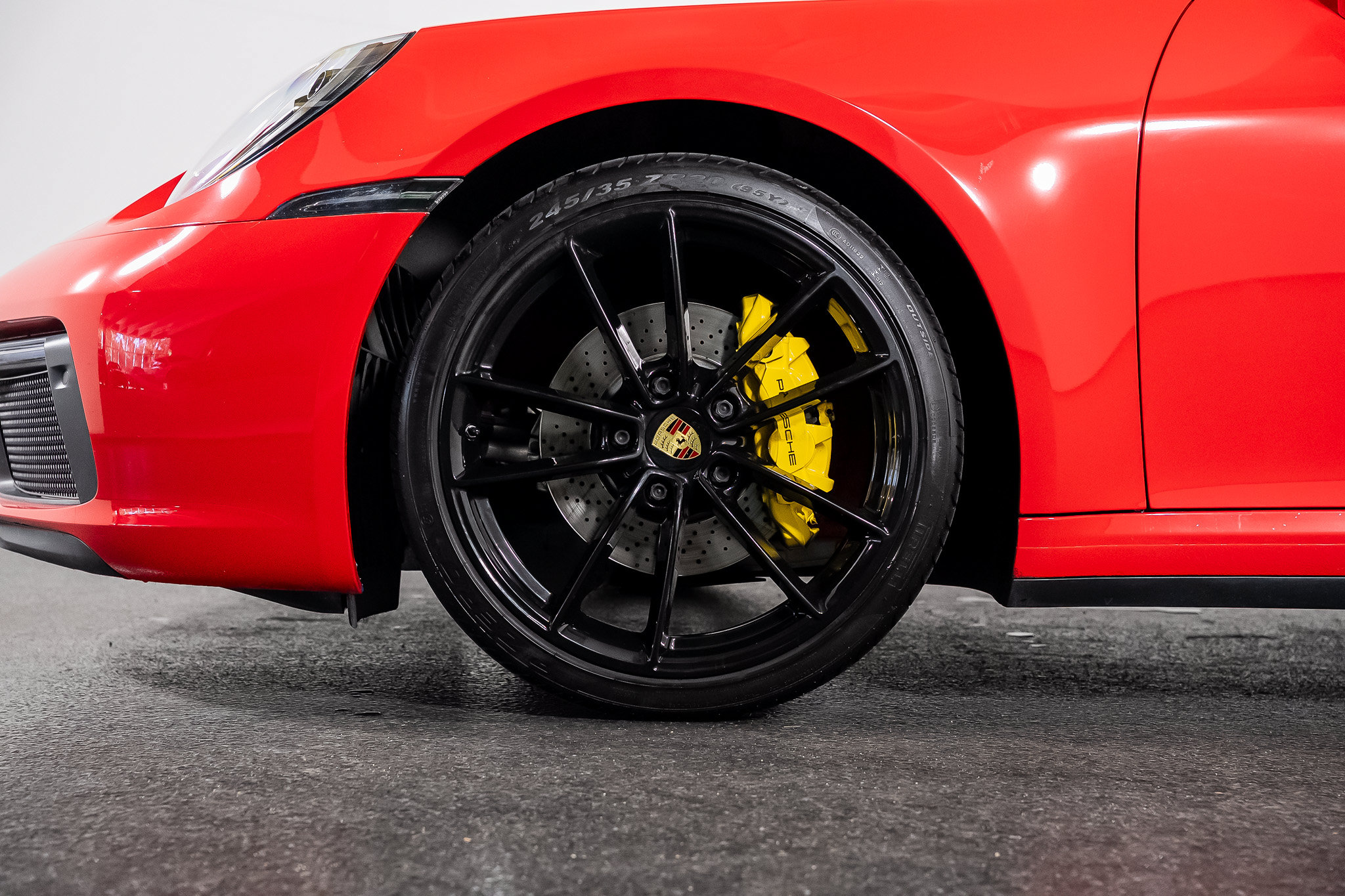Used 2021 Porsche 911 Carrera w/ Premium Package RWD image 15