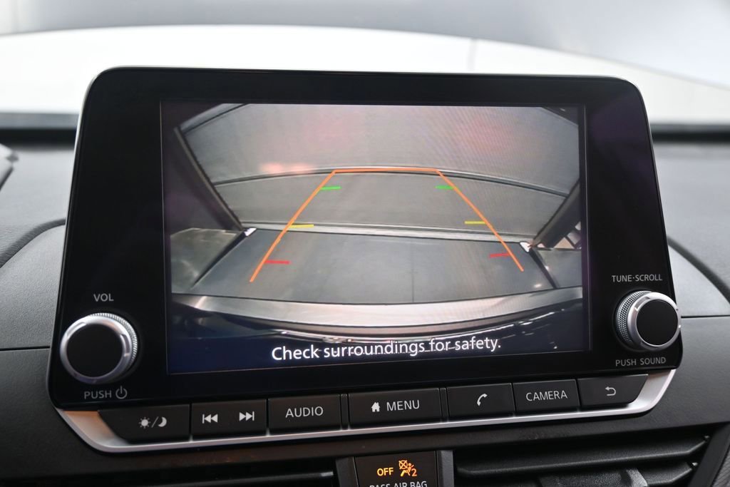 Used 2025 Nissan Altima 2.5 SR FWD image 13
