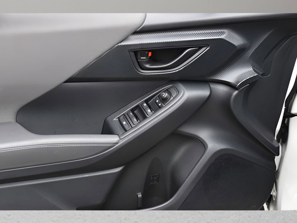 Used 2025 Subaru Crosstrek 2.0i Premium image 24