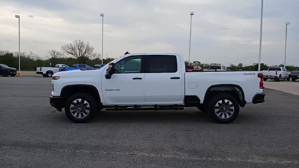 Certified 2025 Chevrolet Silverado 2500 Custom w/ Custom Convenience Package image 5
