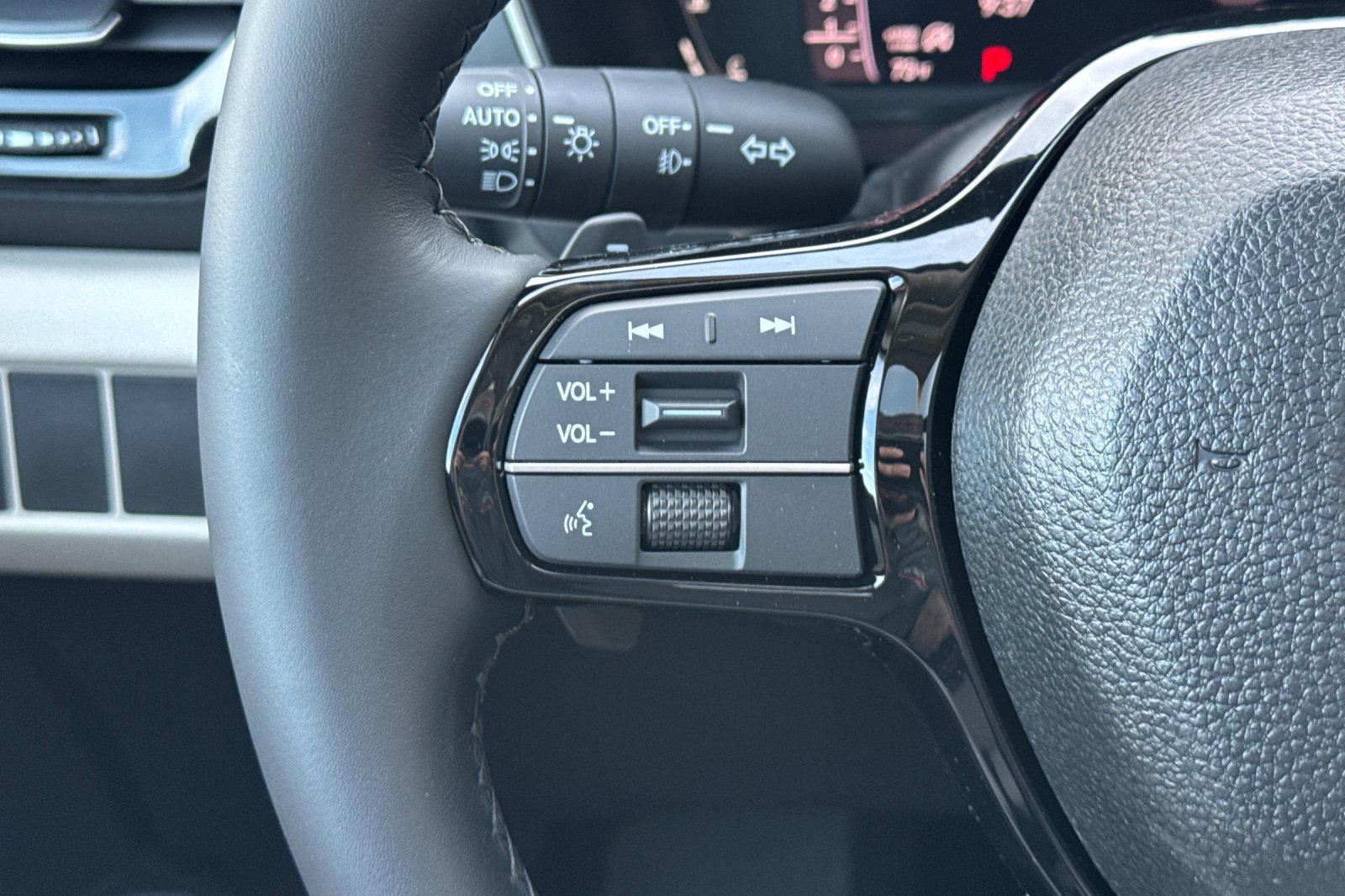 New 2026 Honda Pilot Touring image 28
