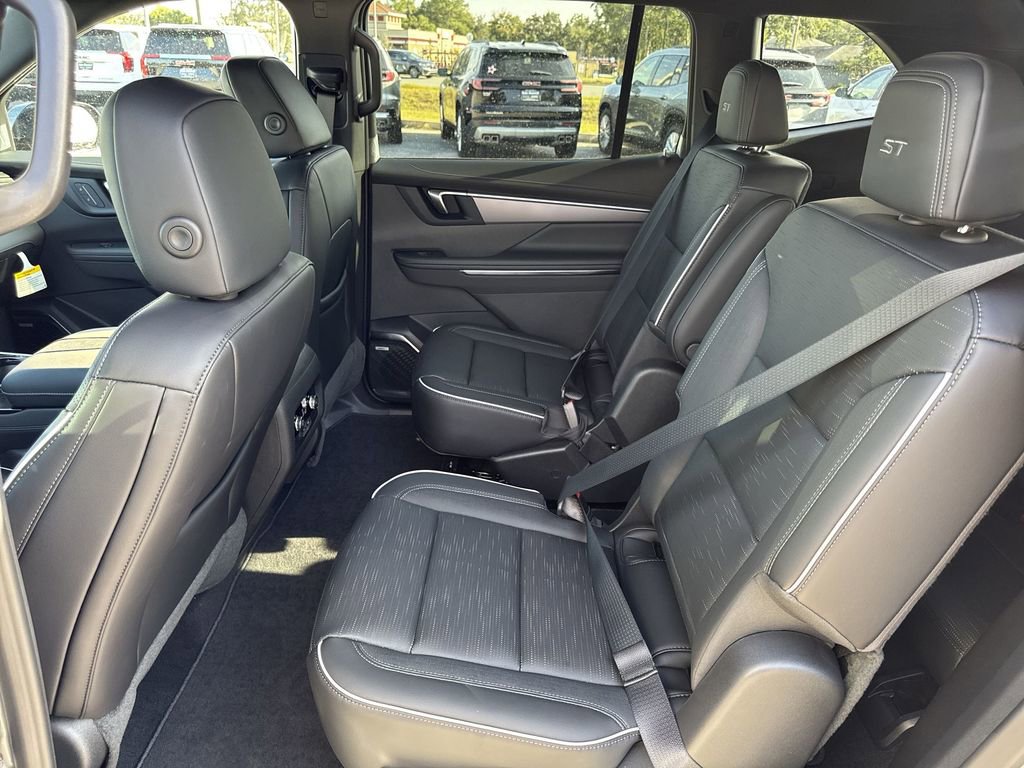New 2026 Buick Enclave Sport Touring w/ Power Package FWD image 33