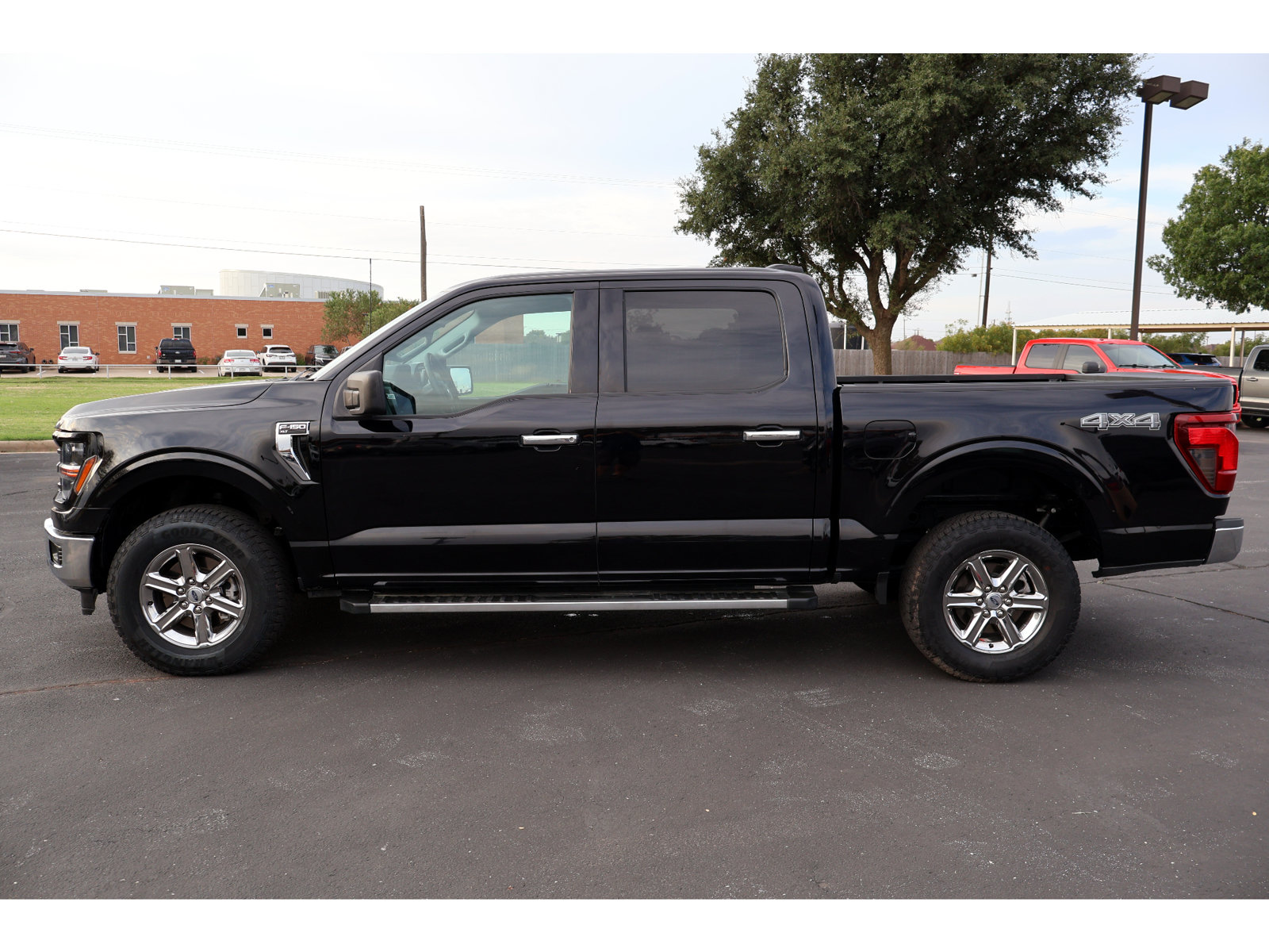 Used 2025 Ford F150 XLT w/ Equipment Group 301A Standard AWD/4WD image 2