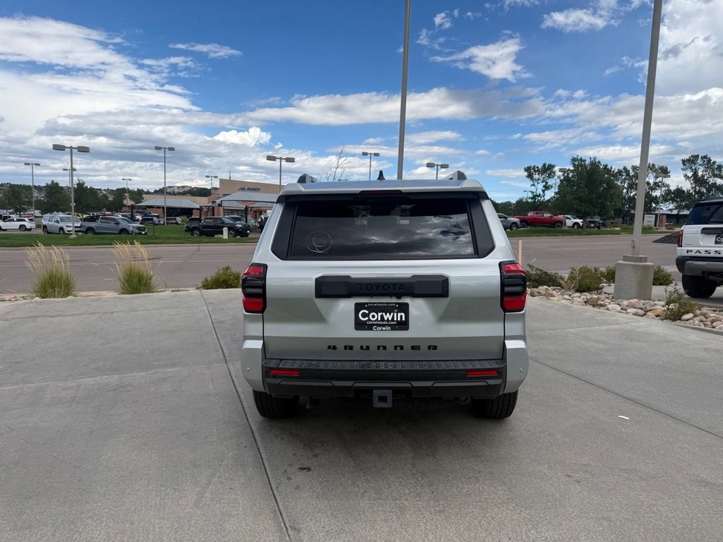 Used 2025 Toyota 4Runner TRD Off-Road Premium AWD/4WD image 7