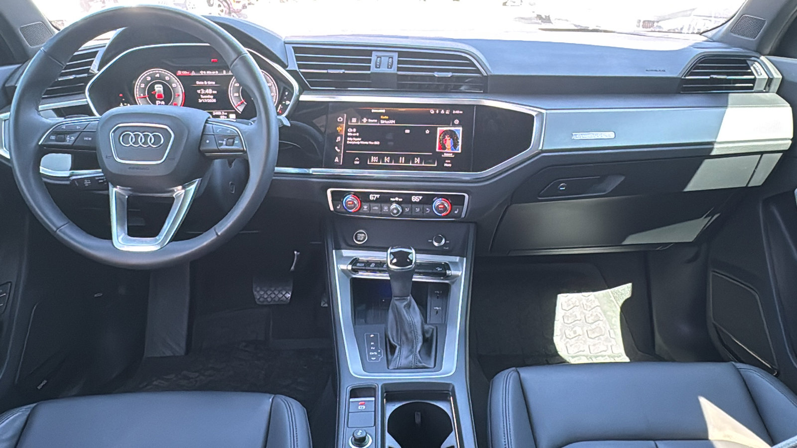 Used 2025 Audi Q3 2.0T Premium Plus w/ Premium Plus Package image 17