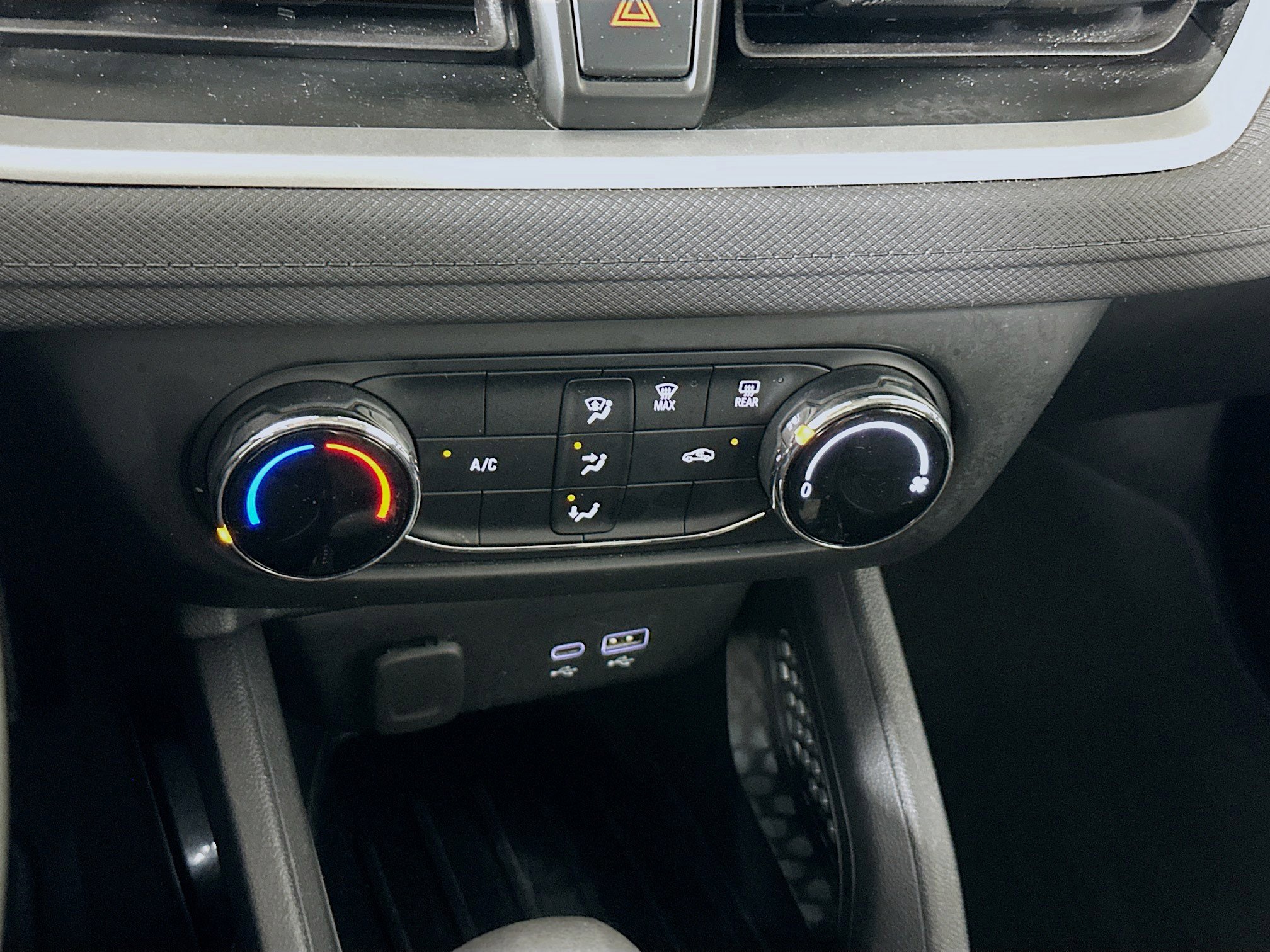 Used 2024 Chevrolet TrailBlazer LS image 23