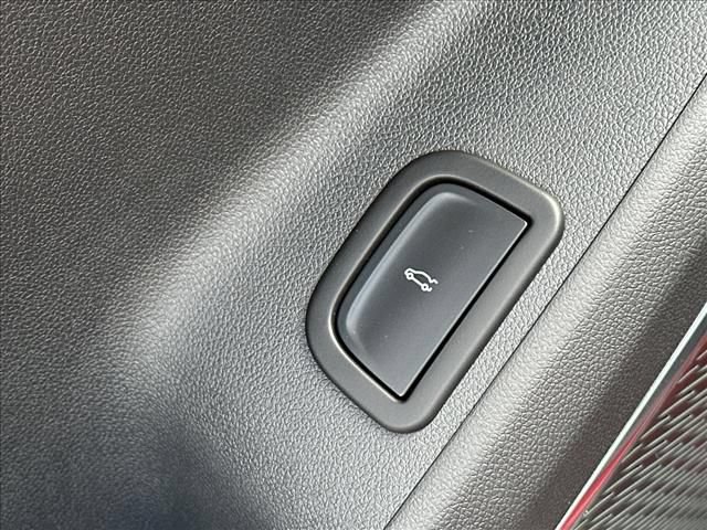 New 2026 GMC Acadia Elevation w/ Black Edition FWD image 26