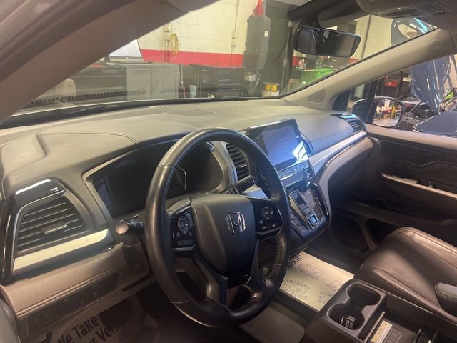 Used 2018 Honda Odyssey Elite image 6