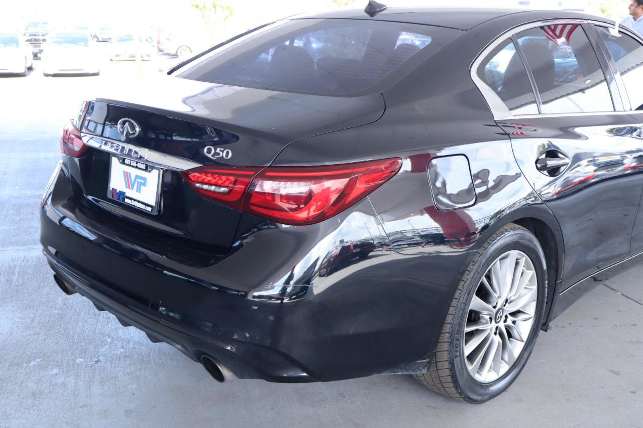 Used 2018 INFINITI Q50 Luxe RWD image 7