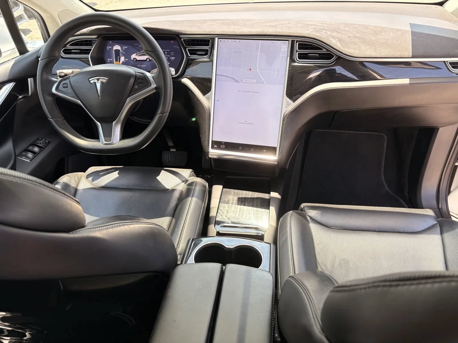 Used 2016 Tesla Model X 75D AWD/4WD image 5