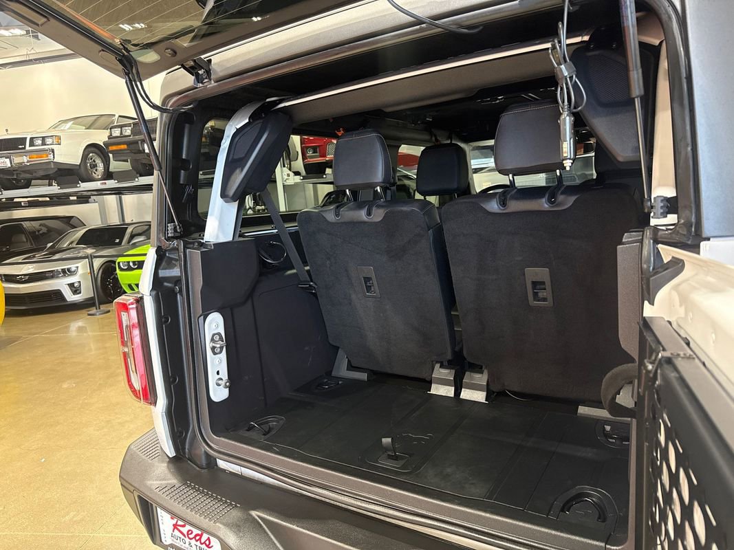 Used 2023 Ford Bronco Badlands image 74