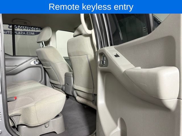 Used 2019 Nissan Frontier SV w/ Value Truck Package AWD/4WD image 17