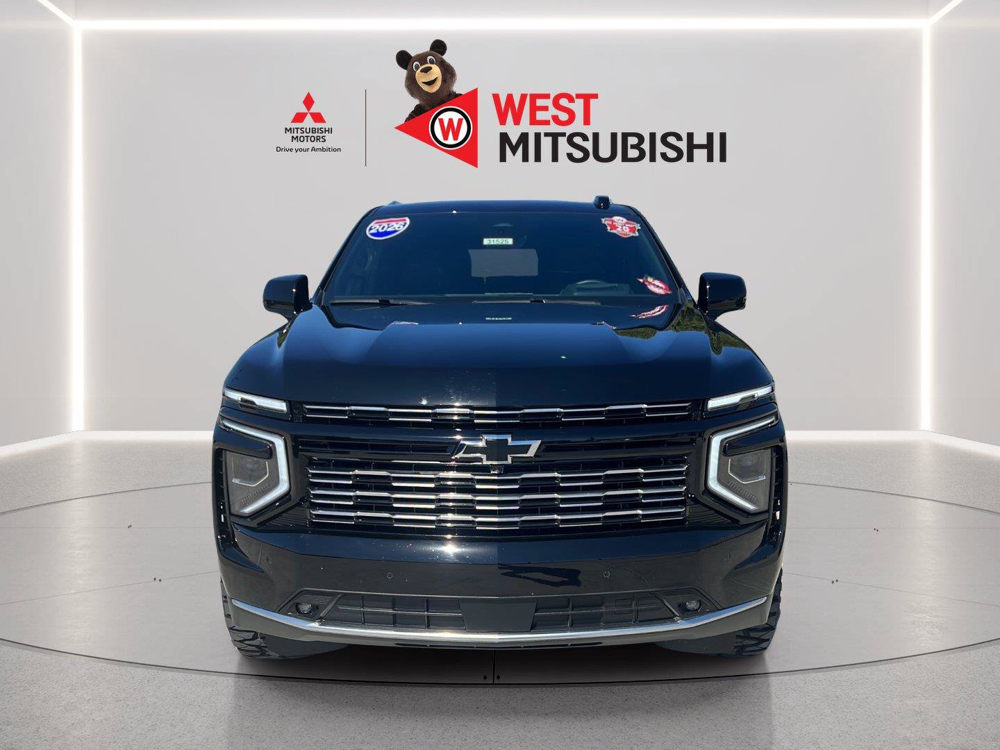Used 2026 Chevrolet Tahoe High Country w/ Sun And Tow Package AWD/4WD image 8
