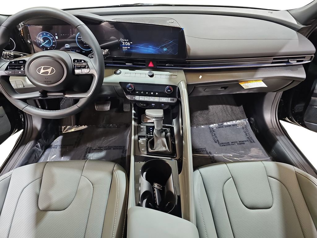 New 2026 Hyundai Elantra Limited image 9