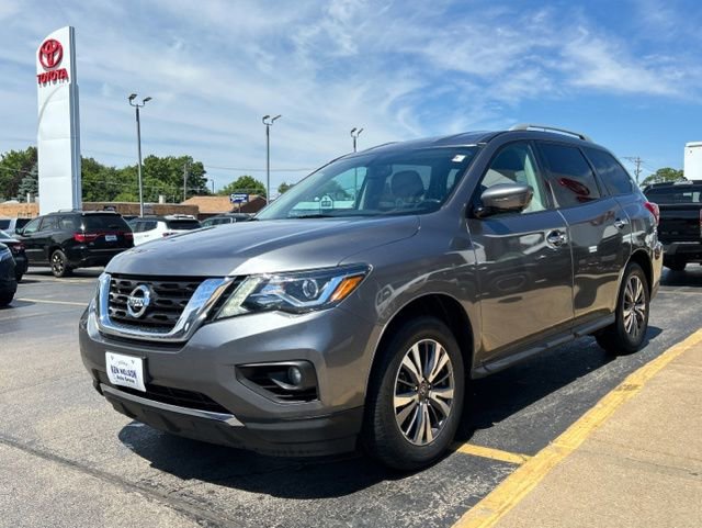 Used 2017 Nissan Pathfinder SL AWD/4WD image 5