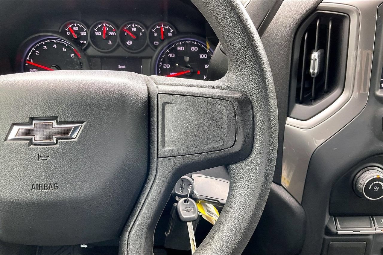 Used 2021 Chevrolet Silverado 1500 Custom AWD/4WD image 28
