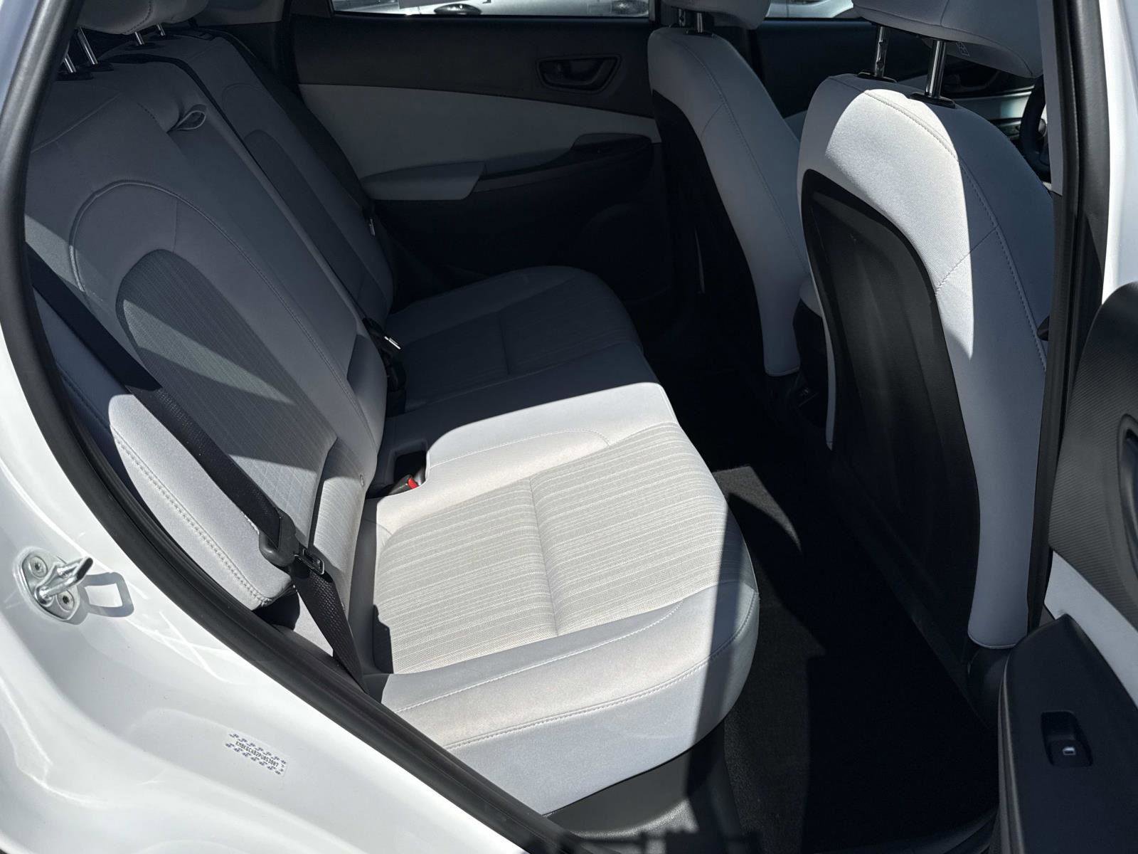 Certified 2023 Hyundai Kona SEL AWD/4WD image 21
