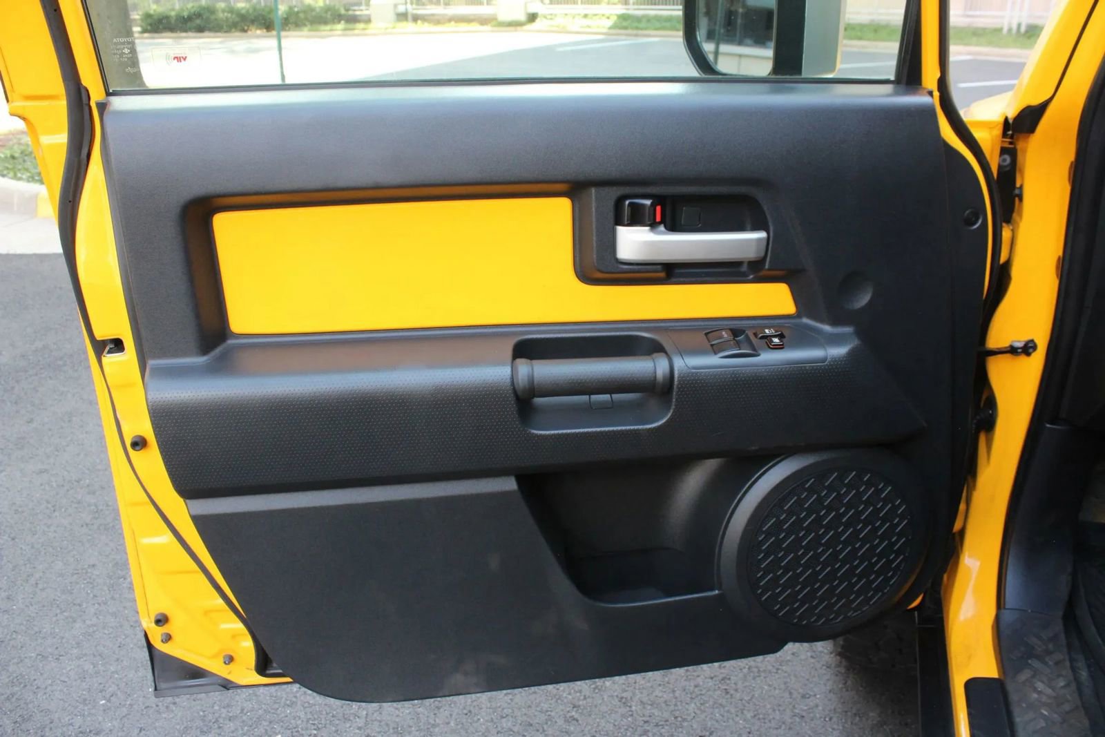 Used 2007 Toyota FJ Cruiser 4WD image 15