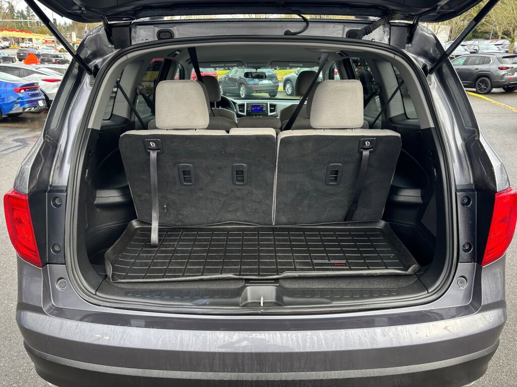 Used 2016 Honda Pilot LX image 11