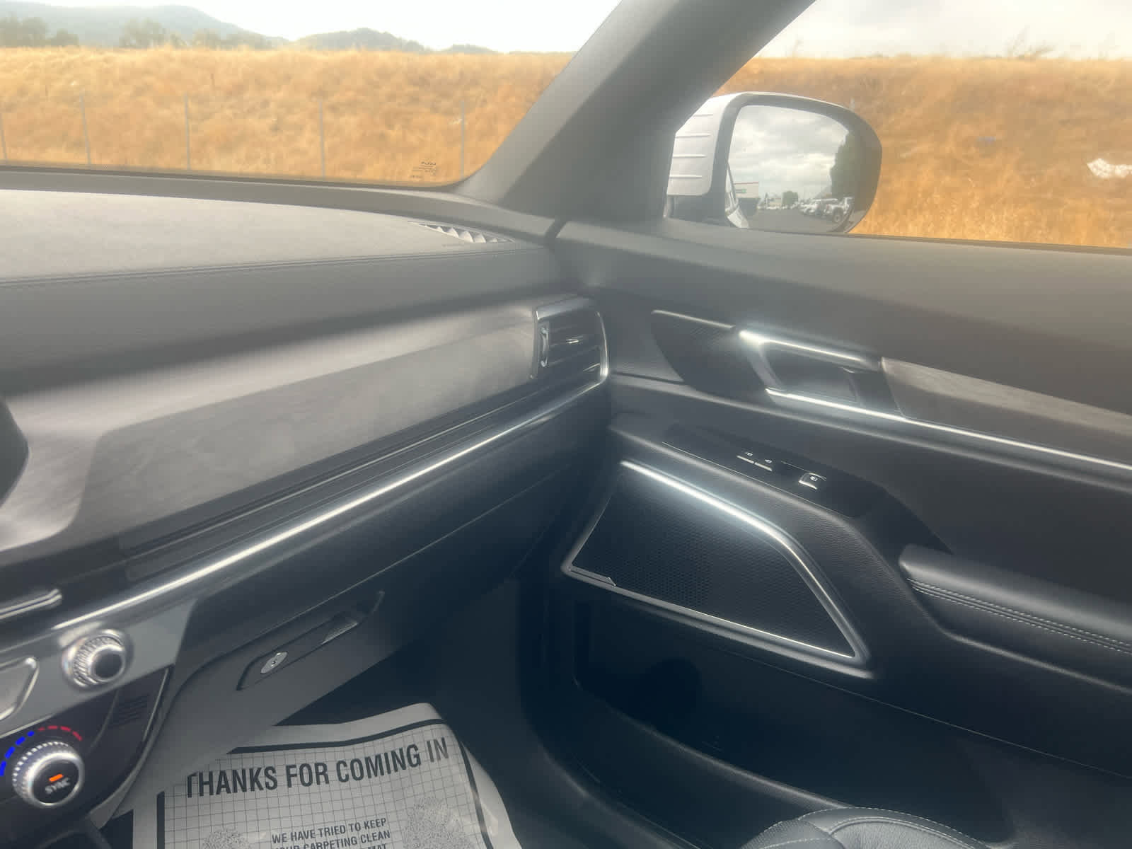 Used 2025 Kia Telluride SX X-Line image 27