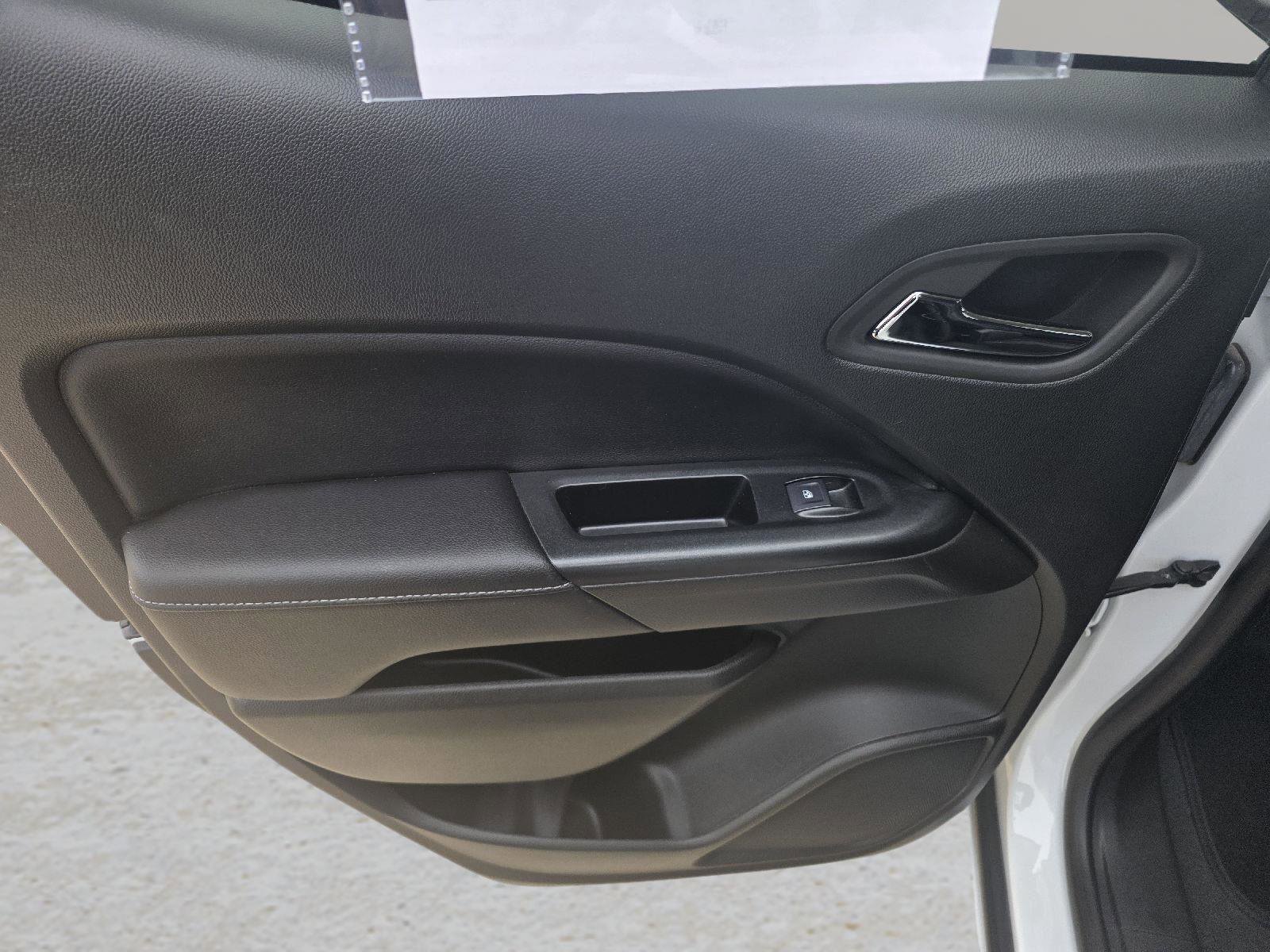 Used 2022 GMC Canyon Elevation w/ Elevation Premium Package image 32