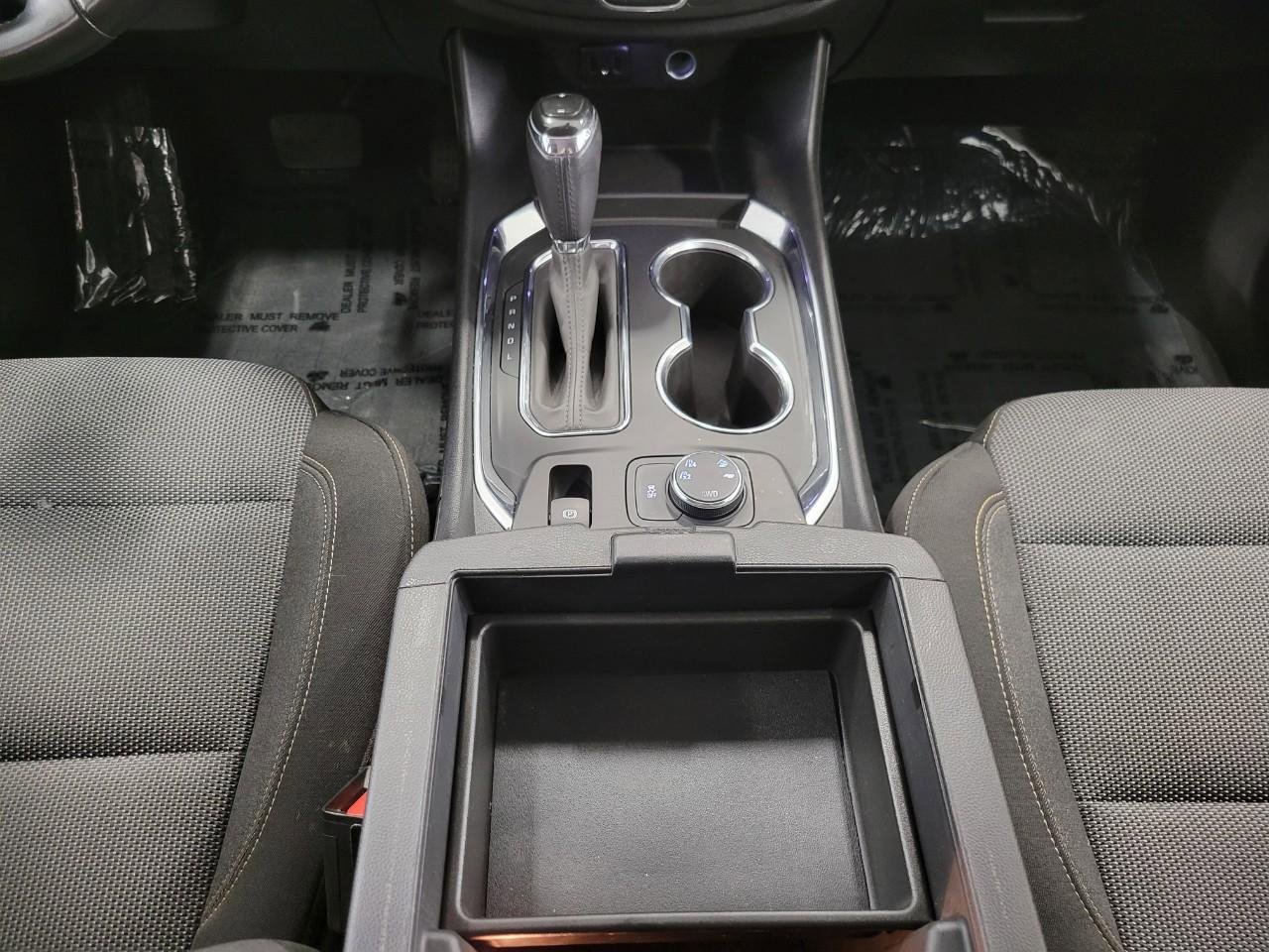 Used 2020 Chevrolet Traverse LT w/ LPO, Floor Liner Package AWD/4WD image 18