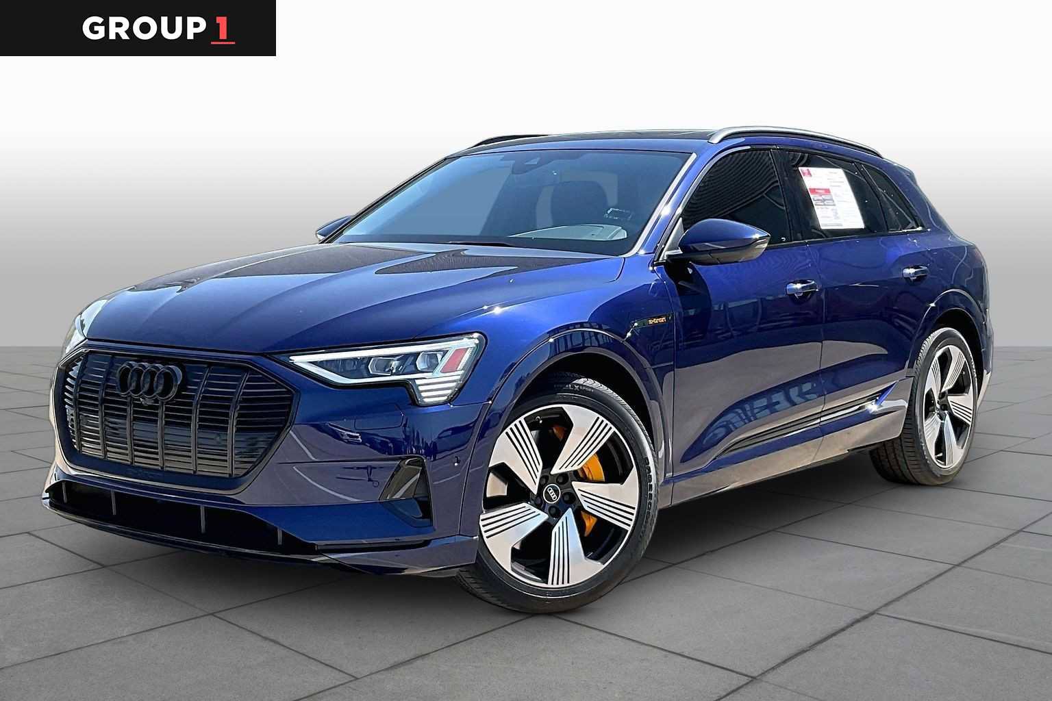 Used 2023 Audi e-tron Premium Plus w/ Premium Plus Package image 1