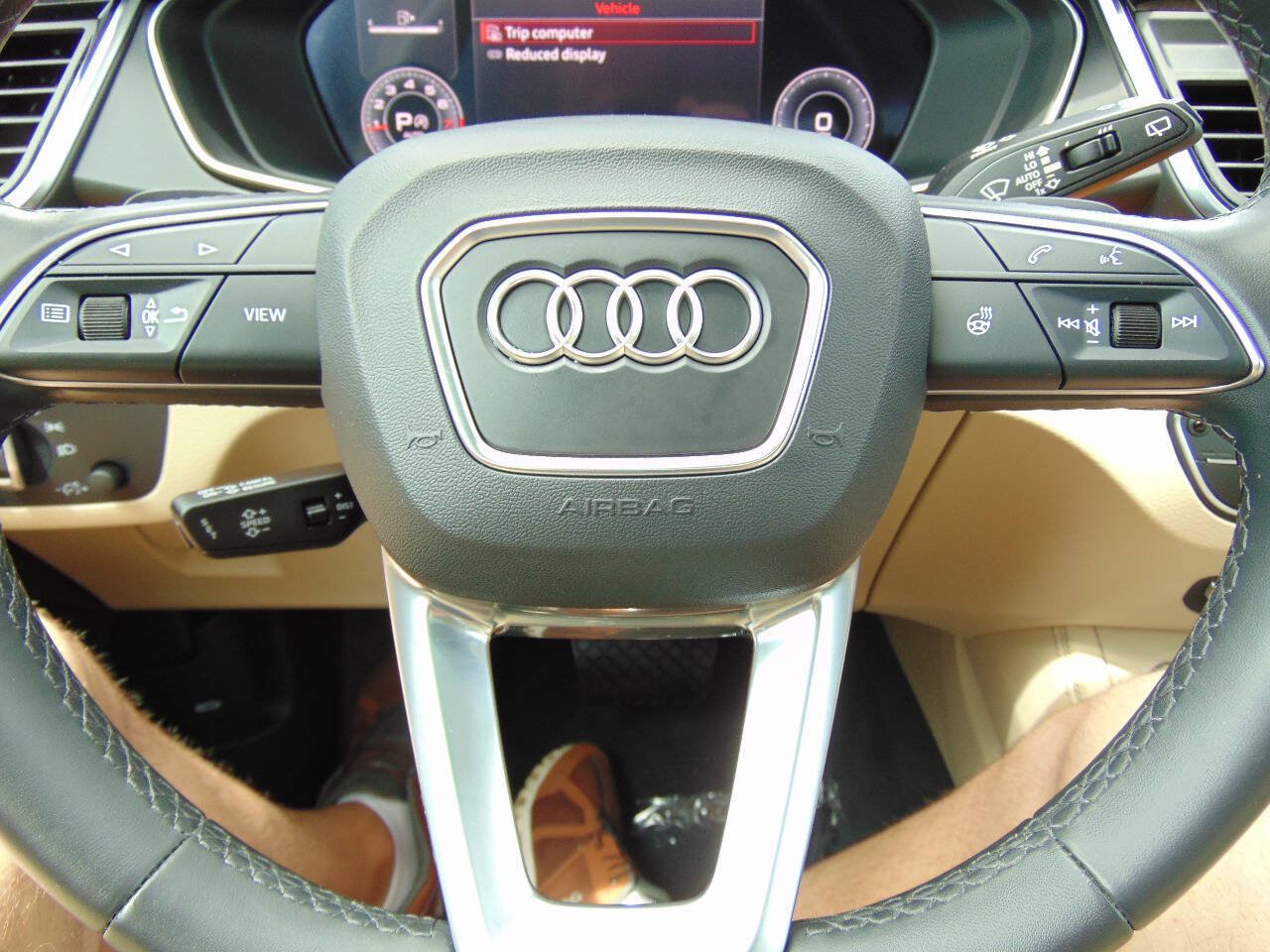 Used 2022 Audi Q5 2.0T Premium Plus w/ Premium Plus Package AWD/4WD image 21