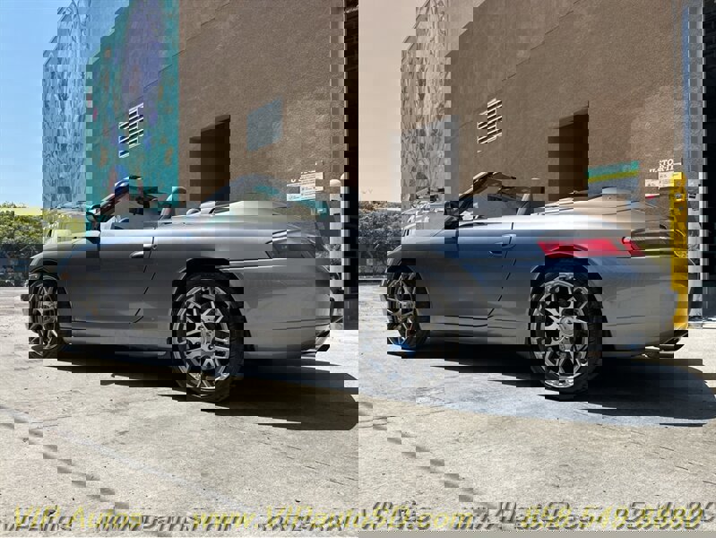 Used 2001 Porsche 911 Carrera 4 image 3