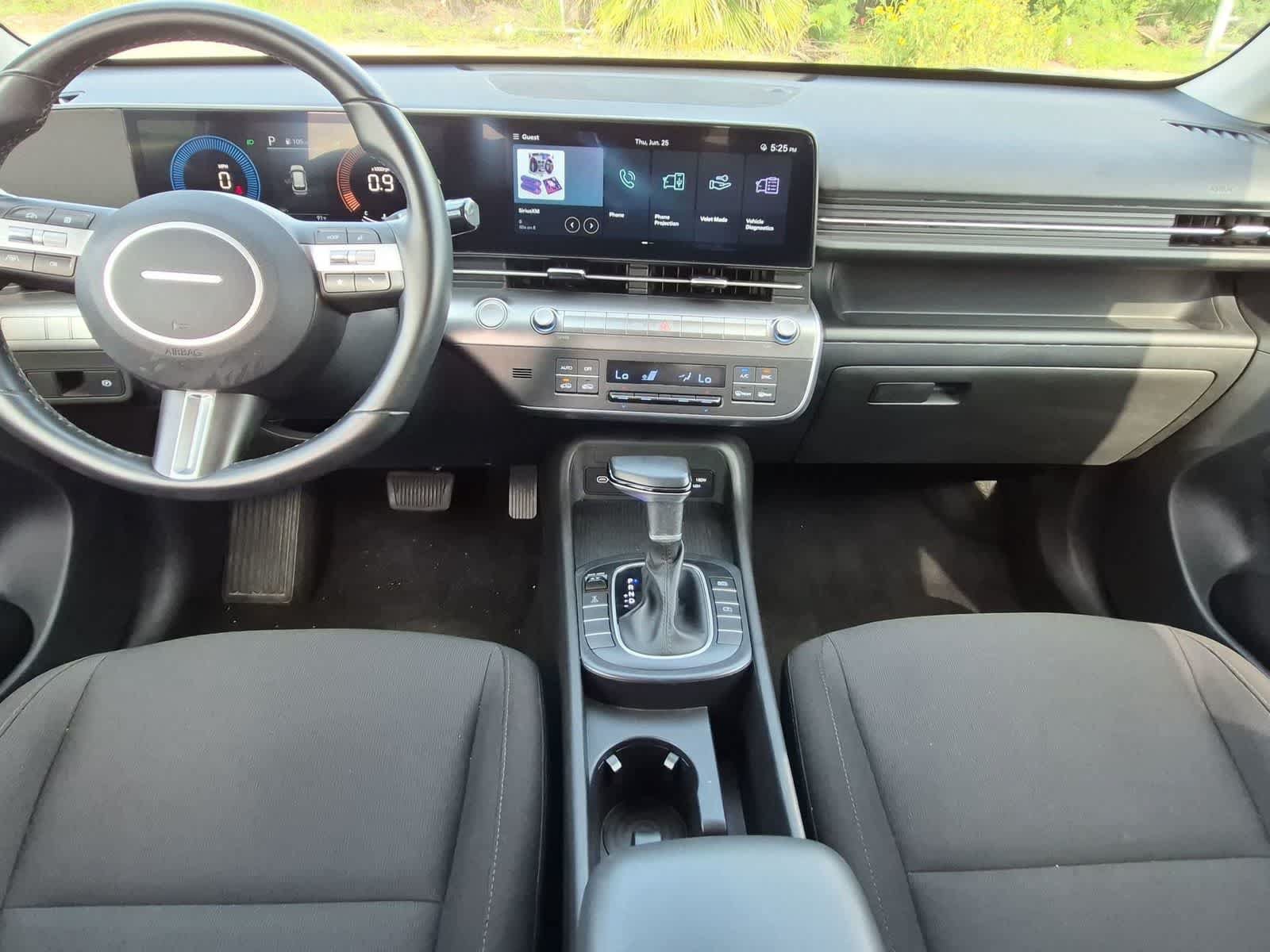 Used 2025 Hyundai Kona SEL AWD/4WD image 19