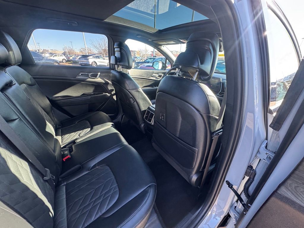 Used 2025 Kia Sportage X-Pro Prestige image 16