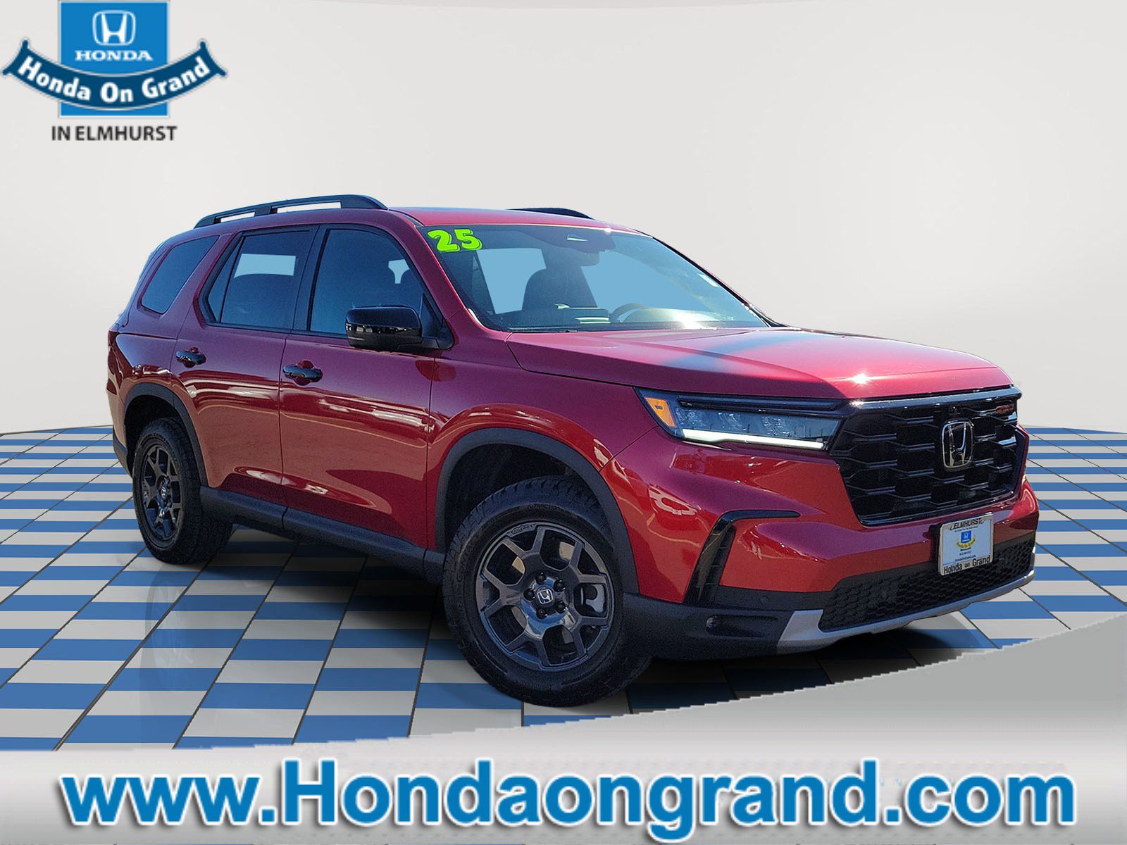 Certified 2025 Honda Pilot TrailSport image 1