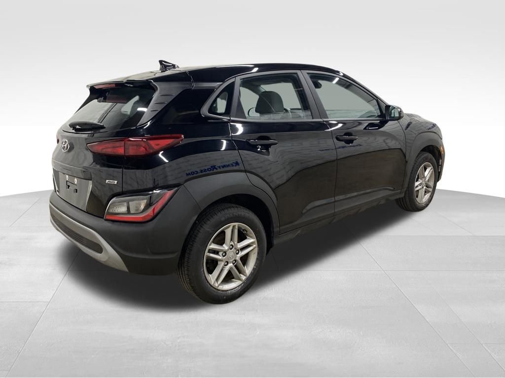 Used 2023 Hyundai Kona SE image 8