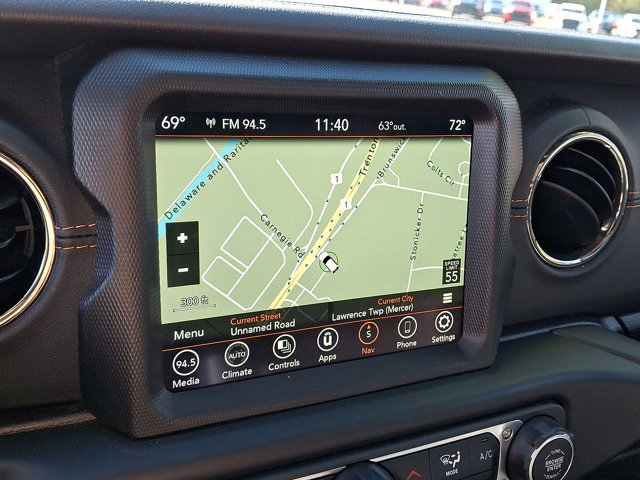 Used 2023 Jeep Gladiator Overland image 15