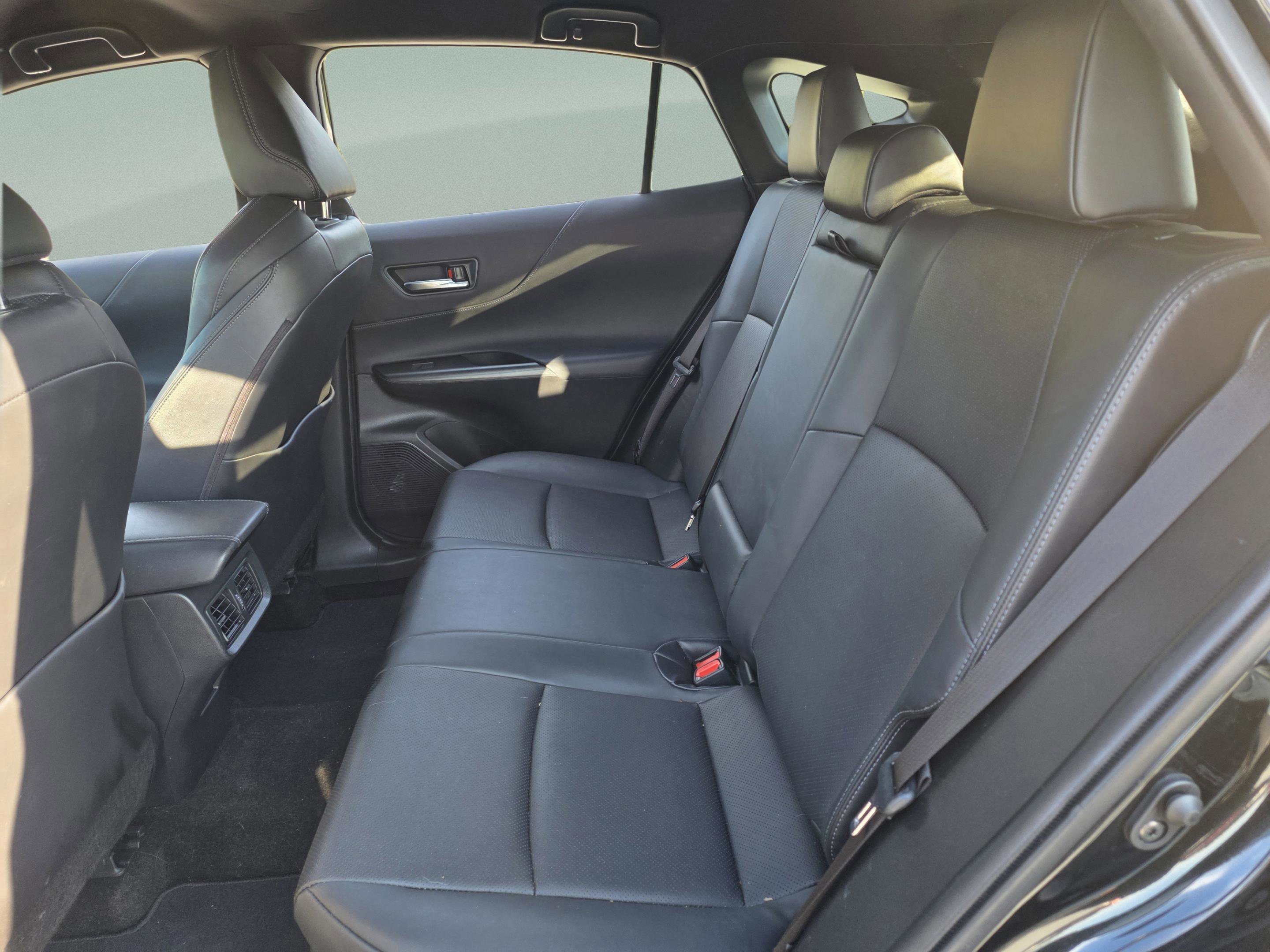 Used 2021 Toyota Venza XLE w/ Softex Package image 20