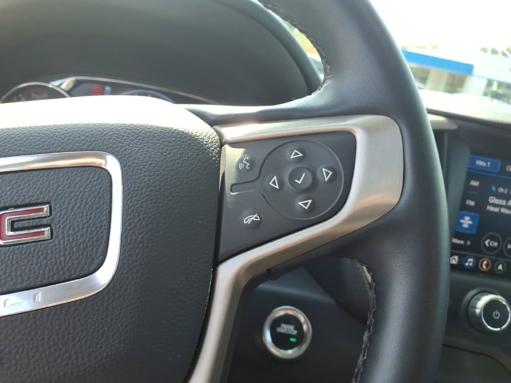Used 2023 GMC Terrain Denali AWD/4WD image 16