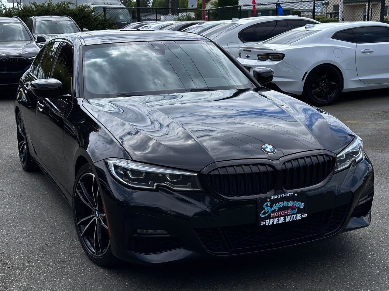 Used 2021 BMW 330i Sedan w/ M Sport Package RWD image 16