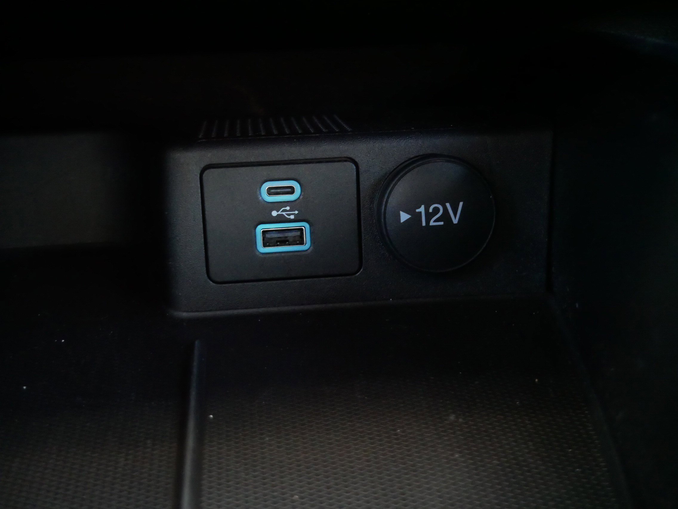 Used 2022 Ford Escape SEL image 27