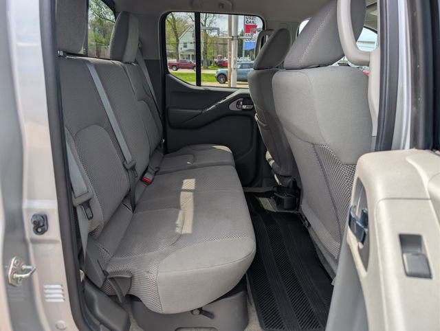 Used 2016 Nissan Frontier SV w/ SV Value Truck Package image 17