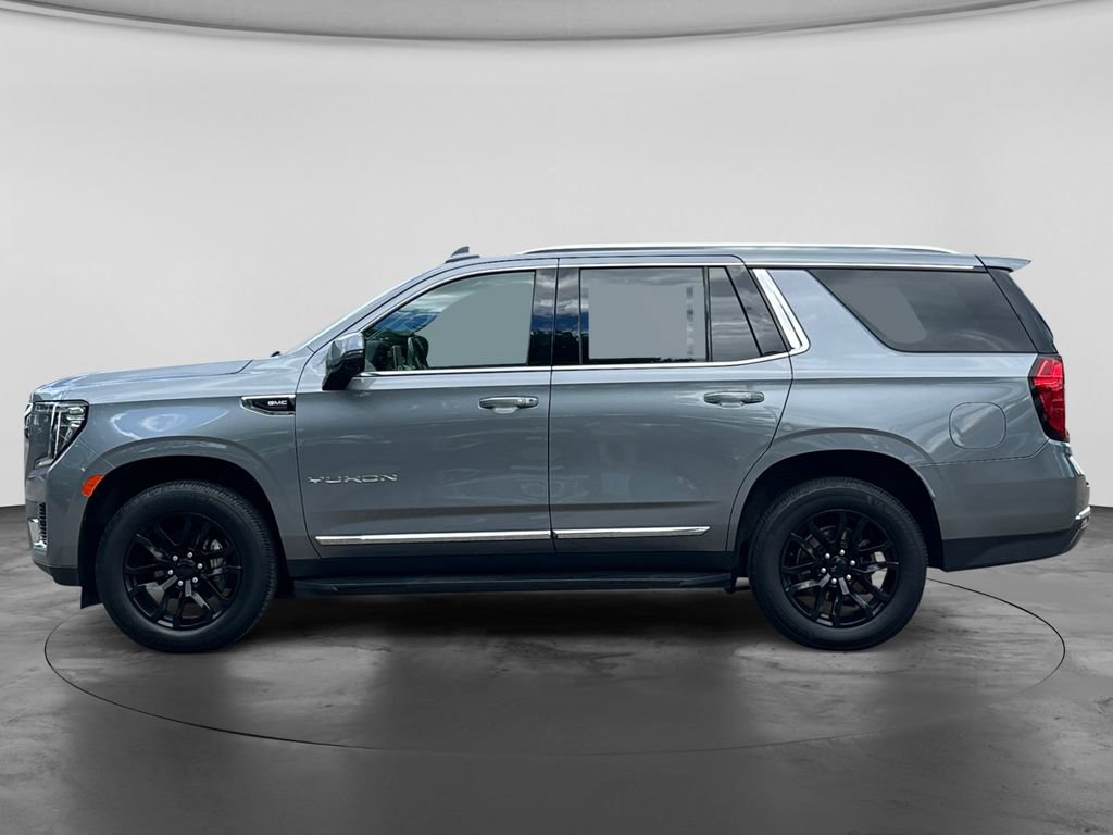 Used 2022 GMC Yukon SLT w/ SLT Premium Package AWD/4WD image 4