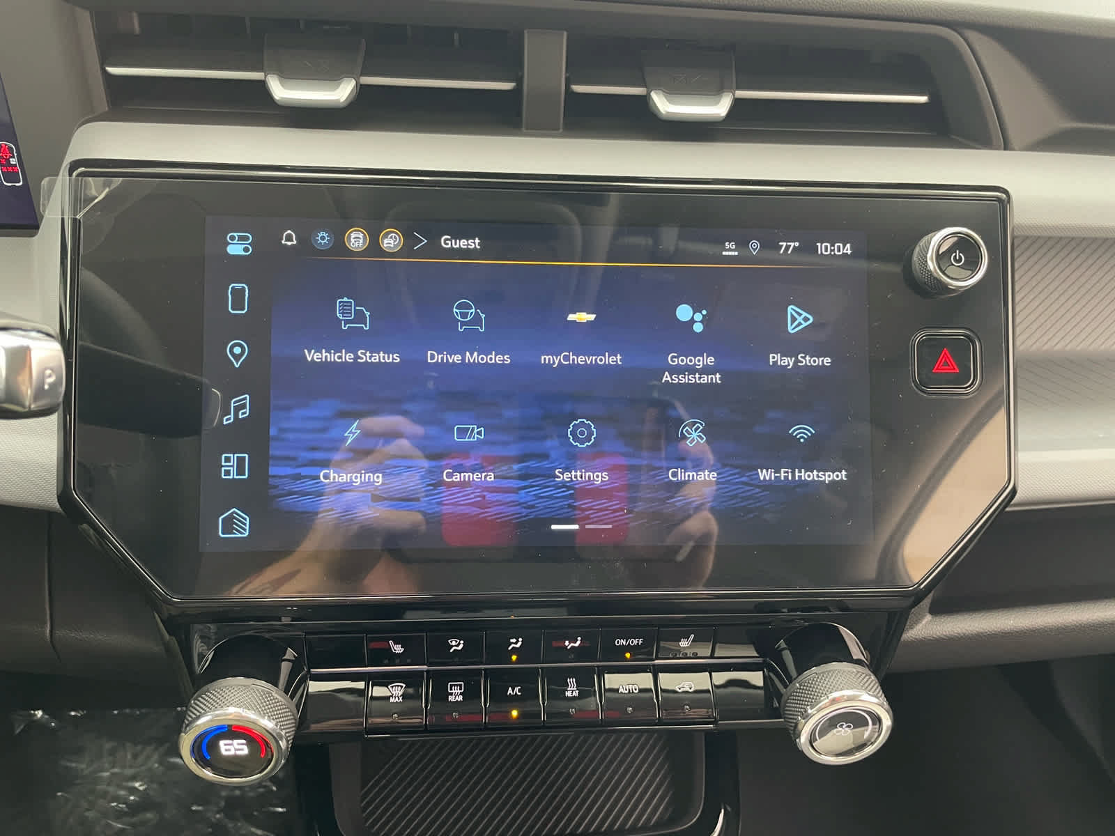 New 2027 Chevrolet Bolt LT w/ Comfort Package FWD image 3