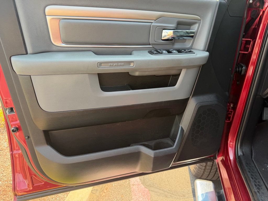 Used 2015 RAM 2500 Big Horn AWD/4WD image 12